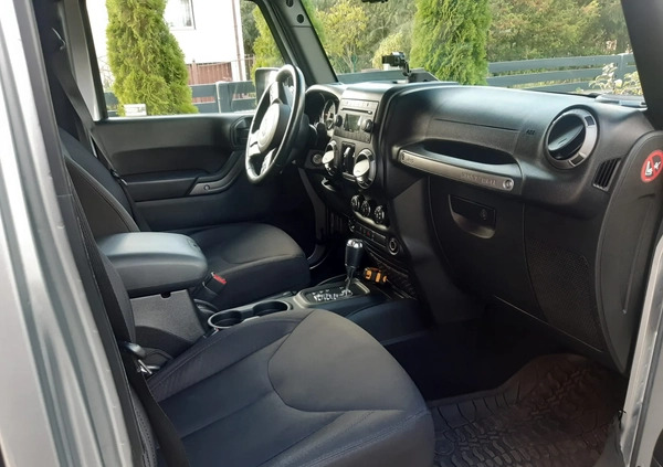 Jeep Wrangler cena 140000 przebieg: 71700, rok produkcji 2014 z Dębno małe 79